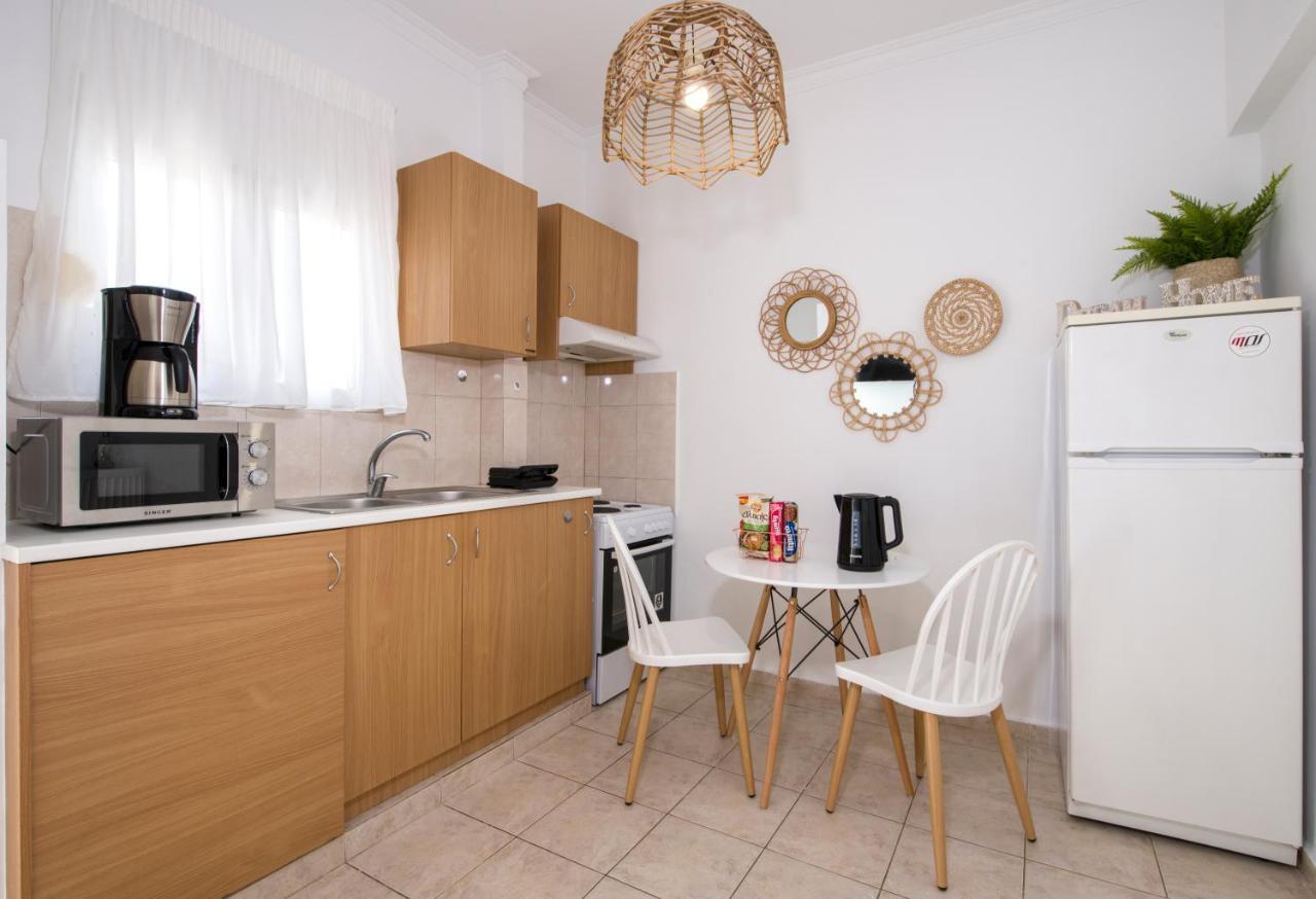 Center Manolia Dream 1 Bedroom Apartment 100M Away From The Beach Chania  Bagian luar foto