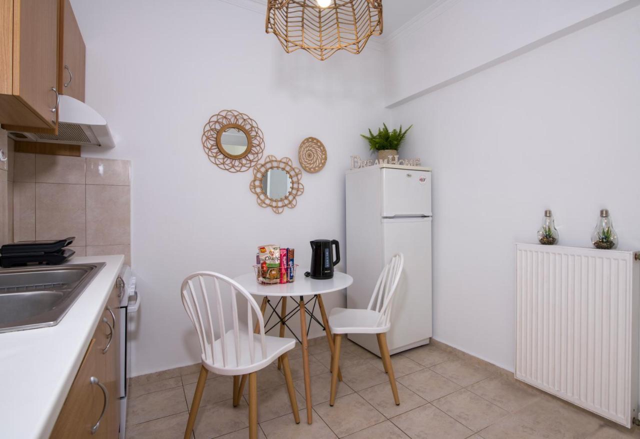 Center Manolia Dream 1 Bedroom Apartment 100M Away From The Beach Chania  Bagian luar foto